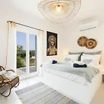 Paralia - Seaside Villa Agia Irini (Paros)