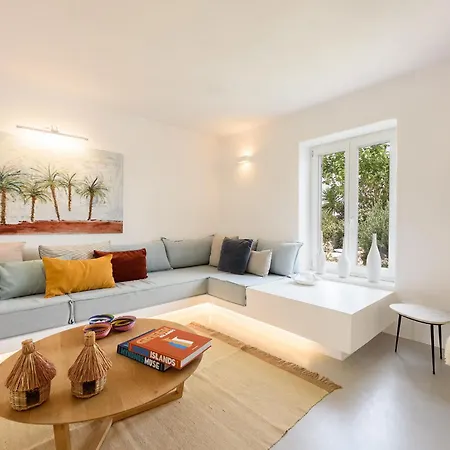Paralia - Seaside Villa Agia Irini (Paros)