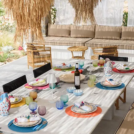 Paralia - Seaside Villa Agia Irini (Paros)