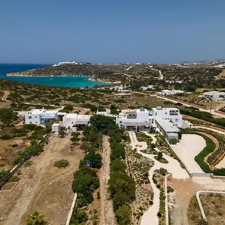 Paralia - Seaside Villa