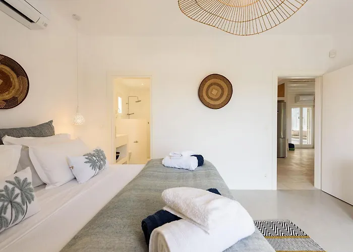 Paralia - Seaside Agia Irini (Paros)